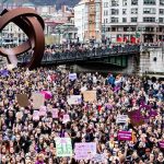 Unaufhaltsam – Die Herzlichkeit der Frauen als Waffe: Frauenperspektiven und Frauen*Streik 2019 in Bilbao